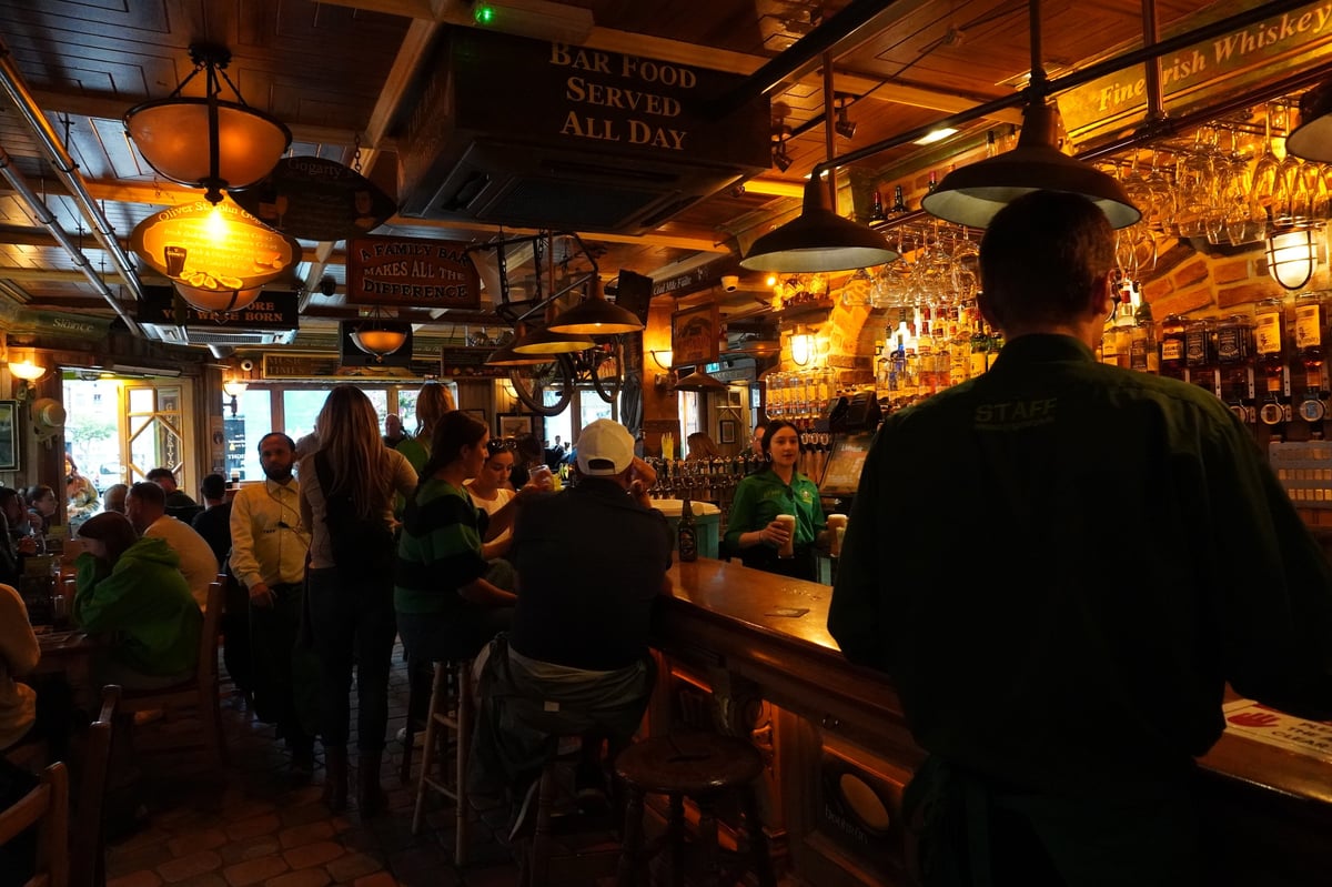 The Sip Sip bar at Wadhams in the low warm light of the evening