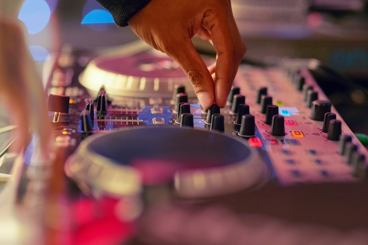 DJ Sessions at Sip Sip Bar